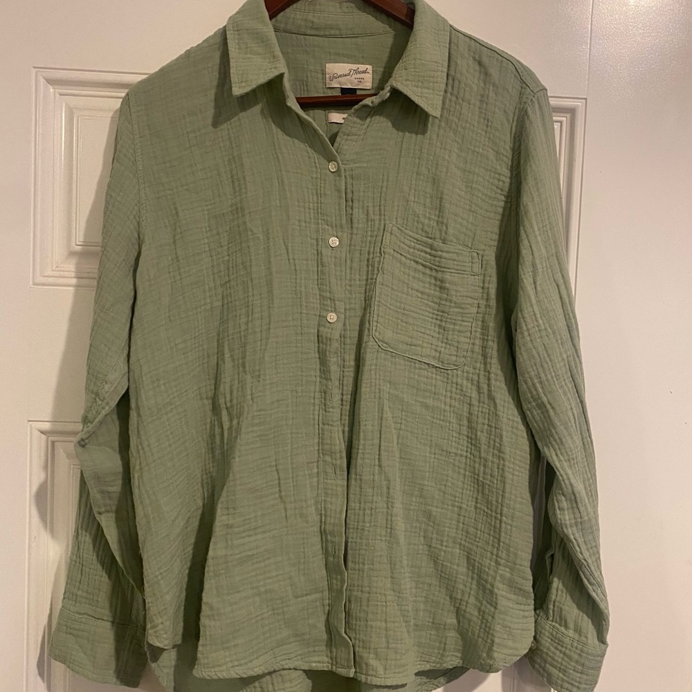 Universal Thread Sage Button-Up Shirt